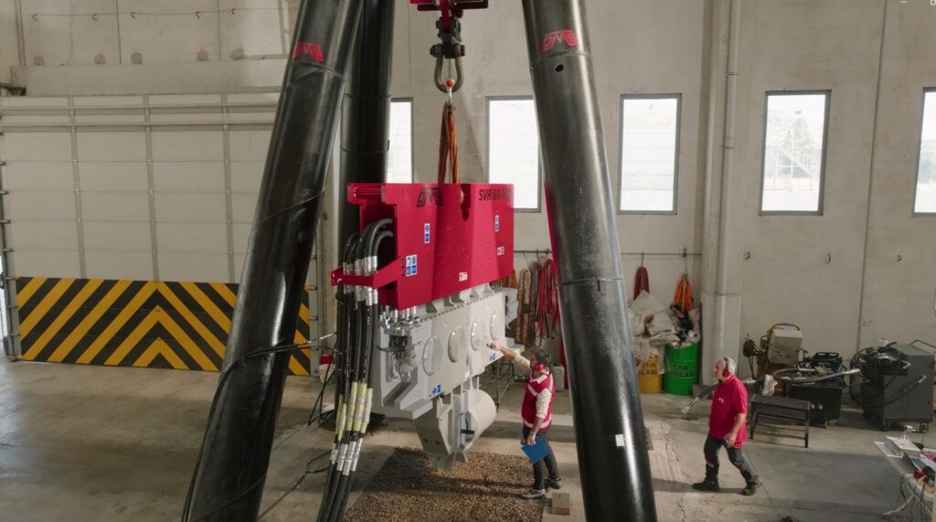 OMS Vibro Pile Driving Equipment