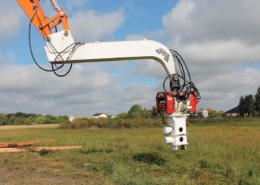 Hydraulic Pile Driver And Clamp For Timber Driving
